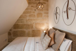 PORTO DELUXE APARTMENTS & GUESTHOUSE