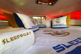 SLEEPBOAT Yacht (Porto)