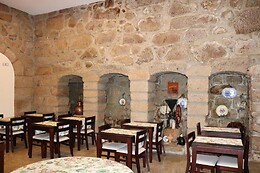 PAÇO DE LAFÕES