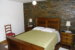 CASAS DE CAMPO DE PODENCE