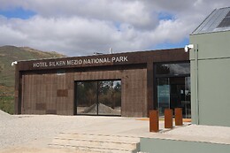 Hotel Mezio National Park