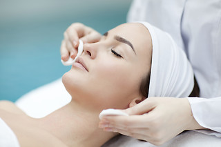 Um tratamento à escolha para 1 pessoa | Essence Body (Mem Martins, Sintra)