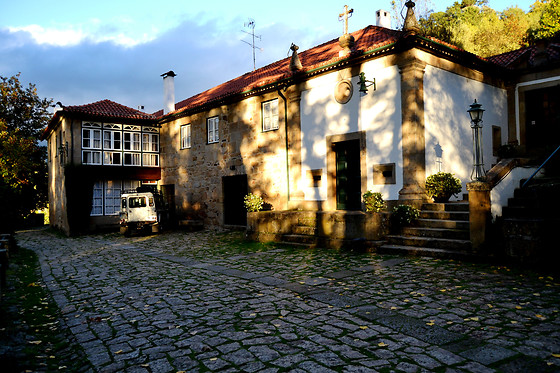Uma noite em quarto duplo com pequeno-almoçol para 2 | Quinta da Mata (Chaves)