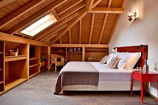 Uma noite com pequeno-almoço para 2 adultos e 1 criança | Mercearia d'Alegria Boutique B&B (Peniche, Leiria)