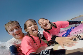 Aula de bodyboard para 1 em Carcavelos | Escola exclusiva para raparigas - Boogie Chicks