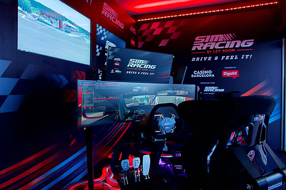 SIMRACING by LET ROOM - photo 0