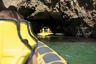 Visita às grutas e observação de golfinhos para 2 | Dream Wave Algarve em Albufeira