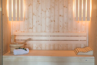 Circuito de Águas + Massagem de pedras quentes para 1 | Satsanga Spa Collection Elvas (Elvas, Portalegre)