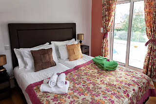 Duas Noites com Pequeno-Almoço + Jantar para 2 | B&B Villa Vale Flores, Santa Marta de Portuzelo (Viana do Castelo)
