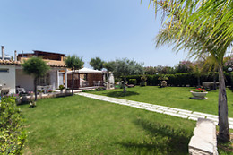 B&B Kamarina Land
