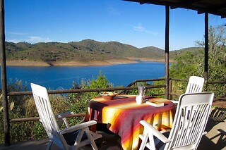Uma noite em Cabana para 2 em Casa da Eira de Baixo em Santana da Serra (Beja)