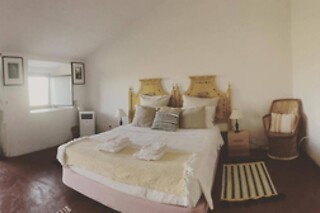 Uma noite em quarto duplo/twin com pequeno-almoço para 2 em Monte da Oliveirinha Country House (Évora)