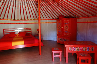 Uma noite em Yurt com pequeno-almoço para 3 | Nomad Planet (Fiães do Rio, Vila Real)