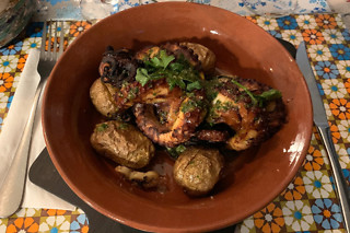 Pratos Típicos para 2 | Beco a Sério, Alfama (Lisboa)