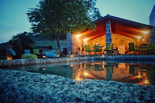 Uma noite em quarto familiar + Cabaz regional para 2 | Quinta Vale da Prata (Celorico da Beira, Guarda)