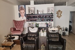 Ângela Borges Beauty Studio
