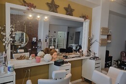 Ângela Borges Beauty Studio