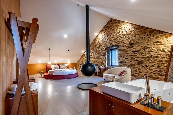 Cherry Sculpture Hotel - photo 23