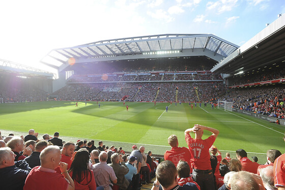 Liverpool FC - 2 bilhetes premium