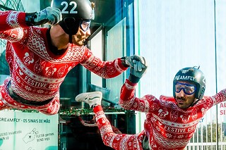 Experiencia de voo em Túnel de Vento para 1 criança | DreamFly Indoor Skydiving Porto (Maia, Porto)
