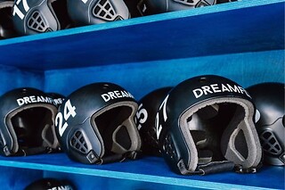 Experiencia de voo em Túnel de Vento para 1 criança | DreamFly Indoor Skydiving Porto (Maia, Porto)
