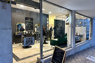 Combo de cabelo e barba e massagem facial para 1 by Bratz Barbershop na Lapa (Lisboa)