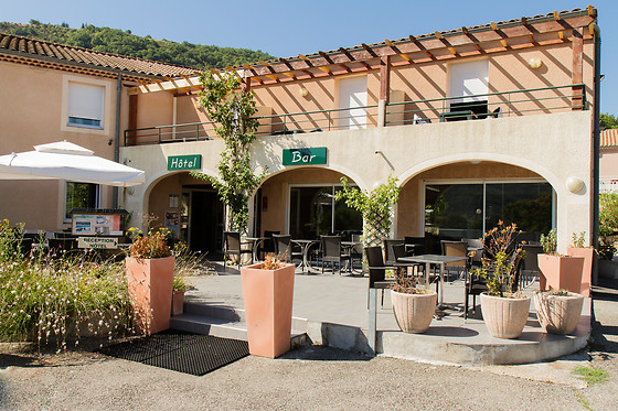 Hotel Les Chataigniers - photo 0