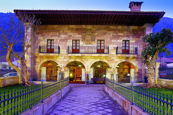 PALACIO GUEVARA - photo 0