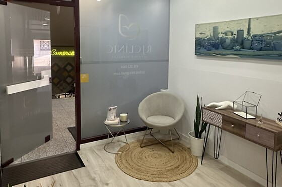 Massagem de relaxamento localizada (20m) para 2 | RjClinic&Studio (Alfragide, Amadora)