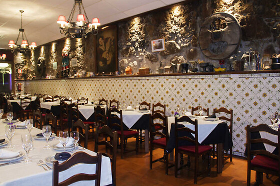 Gourmet card para 2 | Típico o Fado (Porto)