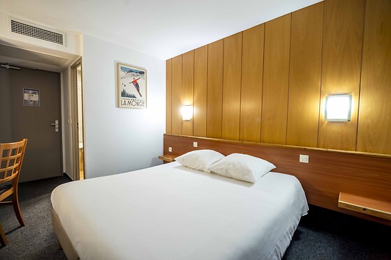 Ostal Hôtel Pau Université - photo 1