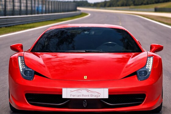 Experiência de co-piloto em Ferrari 458 em via rápida para 1 | Ferrari Rent Braga (Braga)