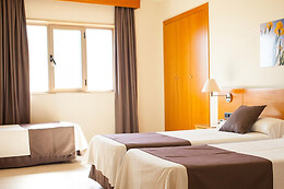 HOTEL RULL