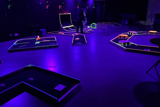 Mini Golfe Indoor - Bilhete para 2 adultos | Minigolfexiste (Leiria)