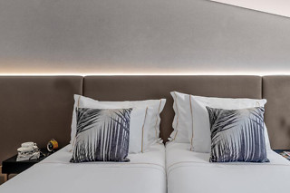 Uma noite em quarto duplo com pequeno-almoço | Hotel Moon & Sun Braga