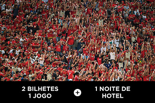 Manchester United Estadia - 1 jogo + 1 noite