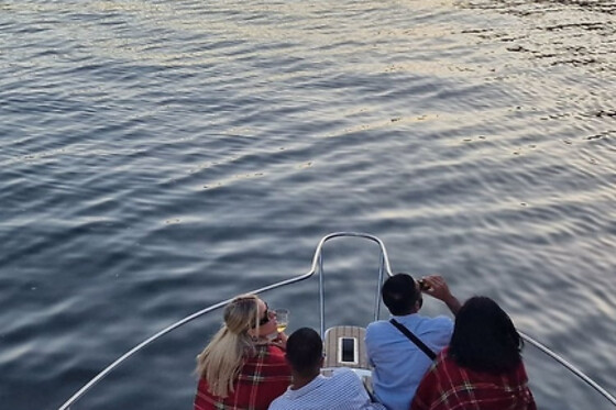 Passeio de barco pelo Rio Douro com Prova de vinho para 1 | Leçadouro (Porto)