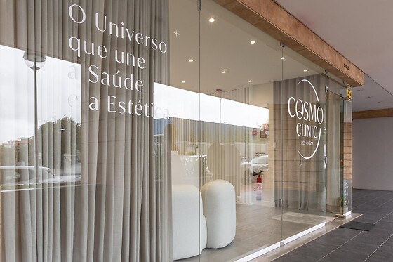 Reflexologia de mãos e pés a 2 by Cosmo Clinic em Odivelas (Lisboa)