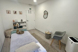 Uma massagem para gestantes (60m) para 1 | Osiris Wellness Clinic (Leiria)