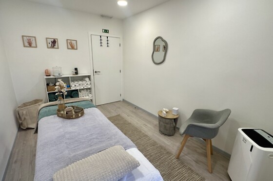 Uma massagem para gestantes (60m) para 1 | Osiris Wellness Clinic (Leiria)