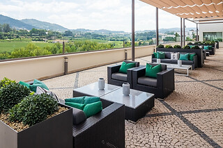Uma noite em quarto duplo deluxe com pequeno-almoço e Welcome drink | Cidnay Santo Tirso - Charming Hotel & Executive Center (Santo Tirso, Porto)