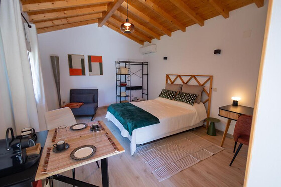 Uma noite em suite com pequeno-almoço e um welcome pack | Magnolias Cottage (Lousã, Coimbra)