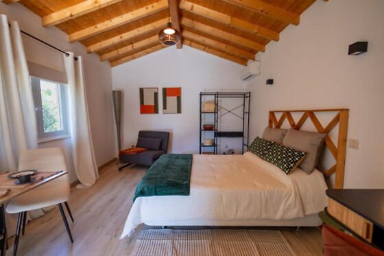 Uma noite em suite com pequeno-almoço e um welcome pack | Magnolias Cottage (Lousã, Coimbra)