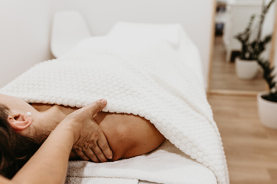 Uma massagem de relaxamento às costas para 2 | C'Alma Estética, Saúde e Bem-estar (Mafra, Lisboa)