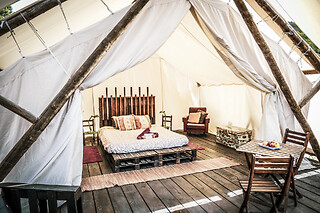 Uma noite em Cabana ou Tipi com pequeno-almoço para 2 na Quinta Alma em Aljezur (Faro)
