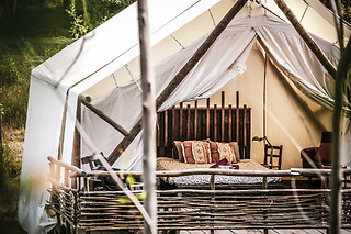 Uma noite em Cabana ou Tipi com pequeno-almoço para 2 na Quinta Alma em Aljezur (Faro)