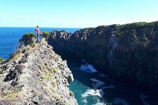 Trilho Pedestre pelas Baías de Agualva para 2 | Azores Nature Tours, Angra do Heroísmo