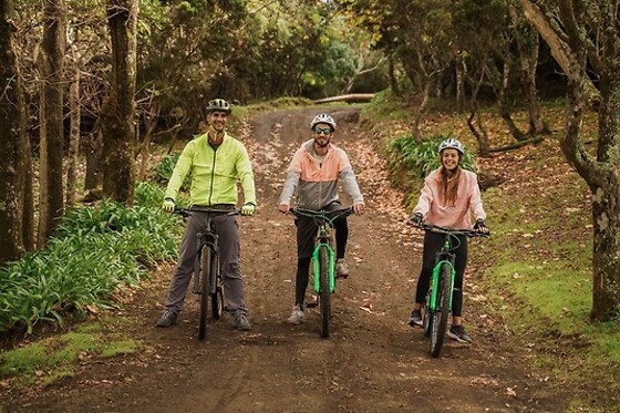Percurso de BTT em Angra do Heroísmo | Para 1 pessoa - 4h | Green Generation - Açores