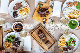 Um Gourmet Card para 2 | Baco - Wine and Grill (Benfica, Lisboa)