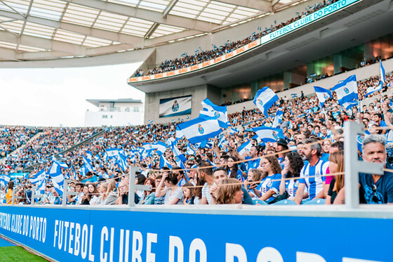 FC Porto Experience - 2 bilhetes estádio + museu + 2 cachecóis